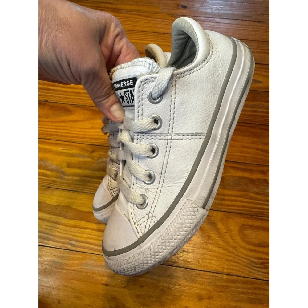 Converse All Star‎ Madison Leather Size 11 Youth